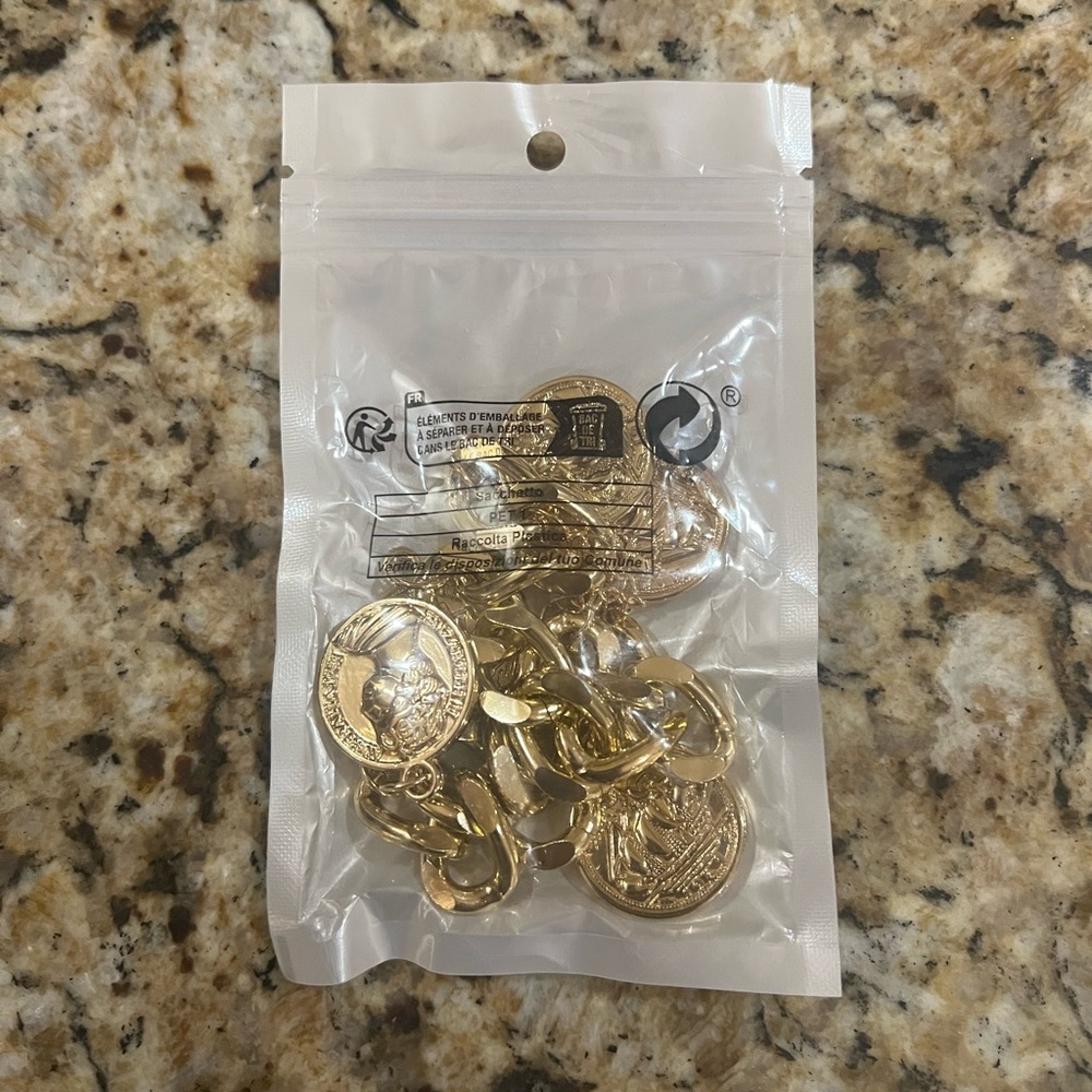 New - Gold Coin Necklace